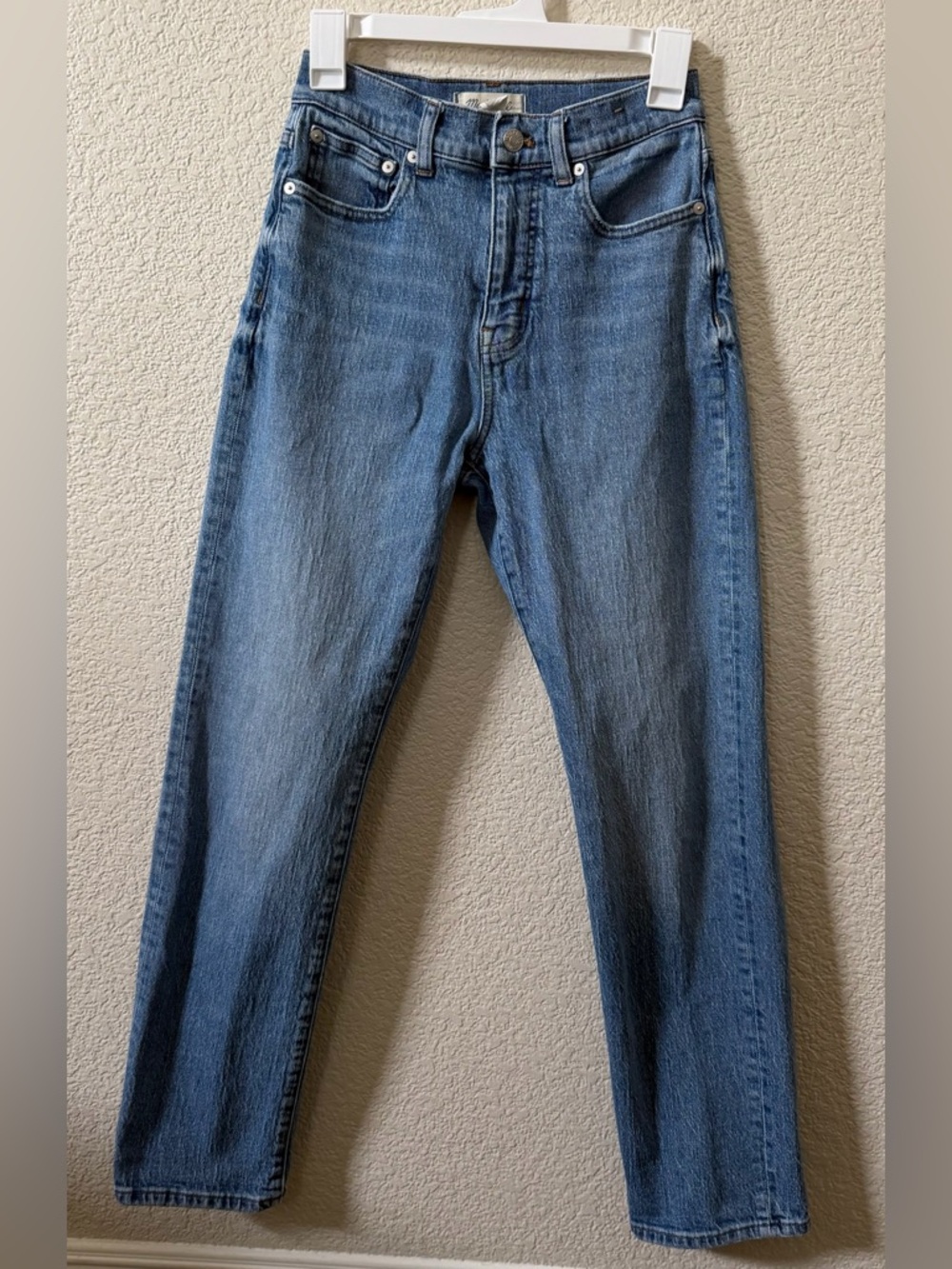 Madewell Size 25 ‘90s Straight Blue Jean High Rise Zip Fly  •flaw